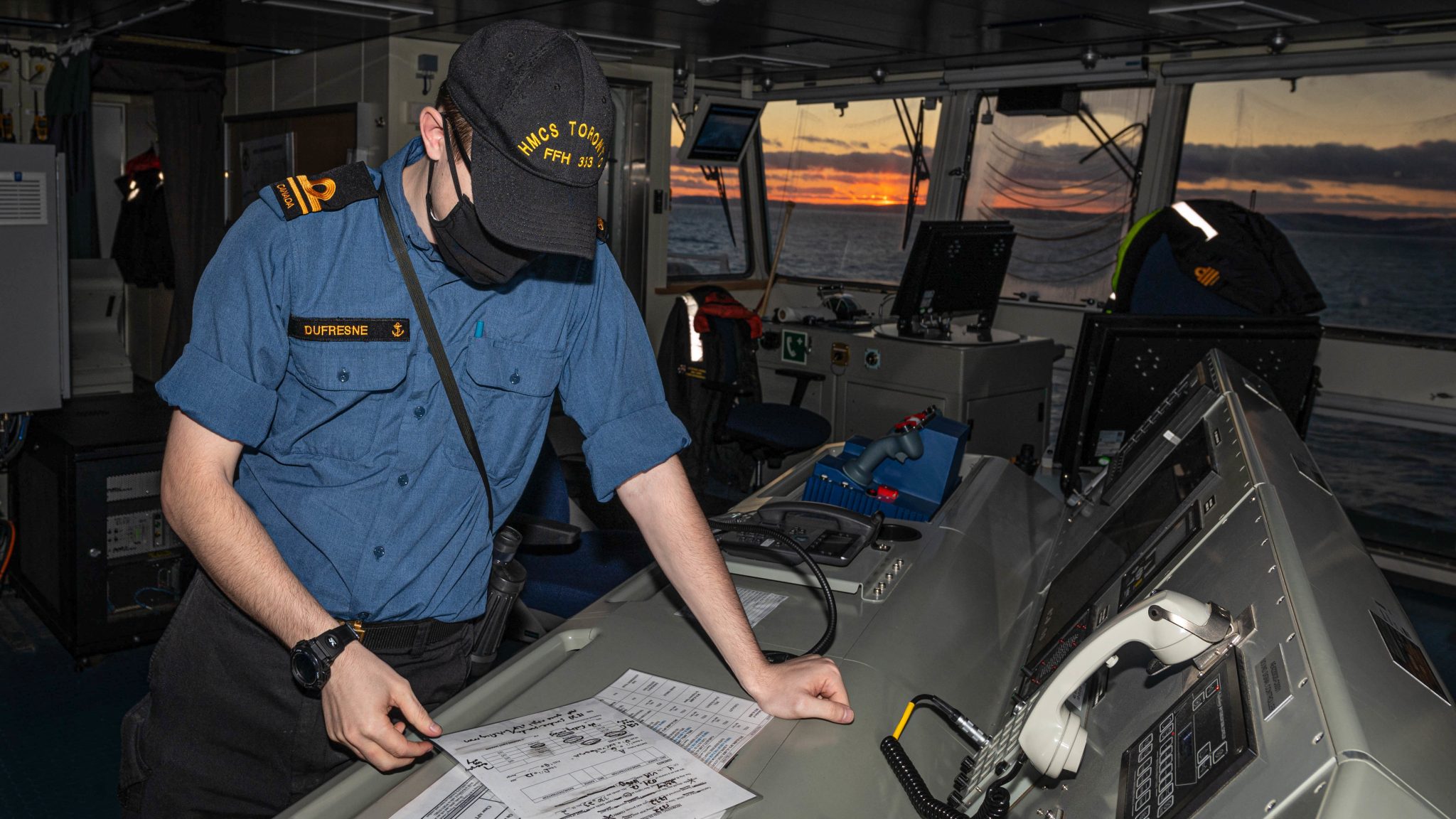 HMCS Margaret Brooke crew praise new platform ahead of ice trials