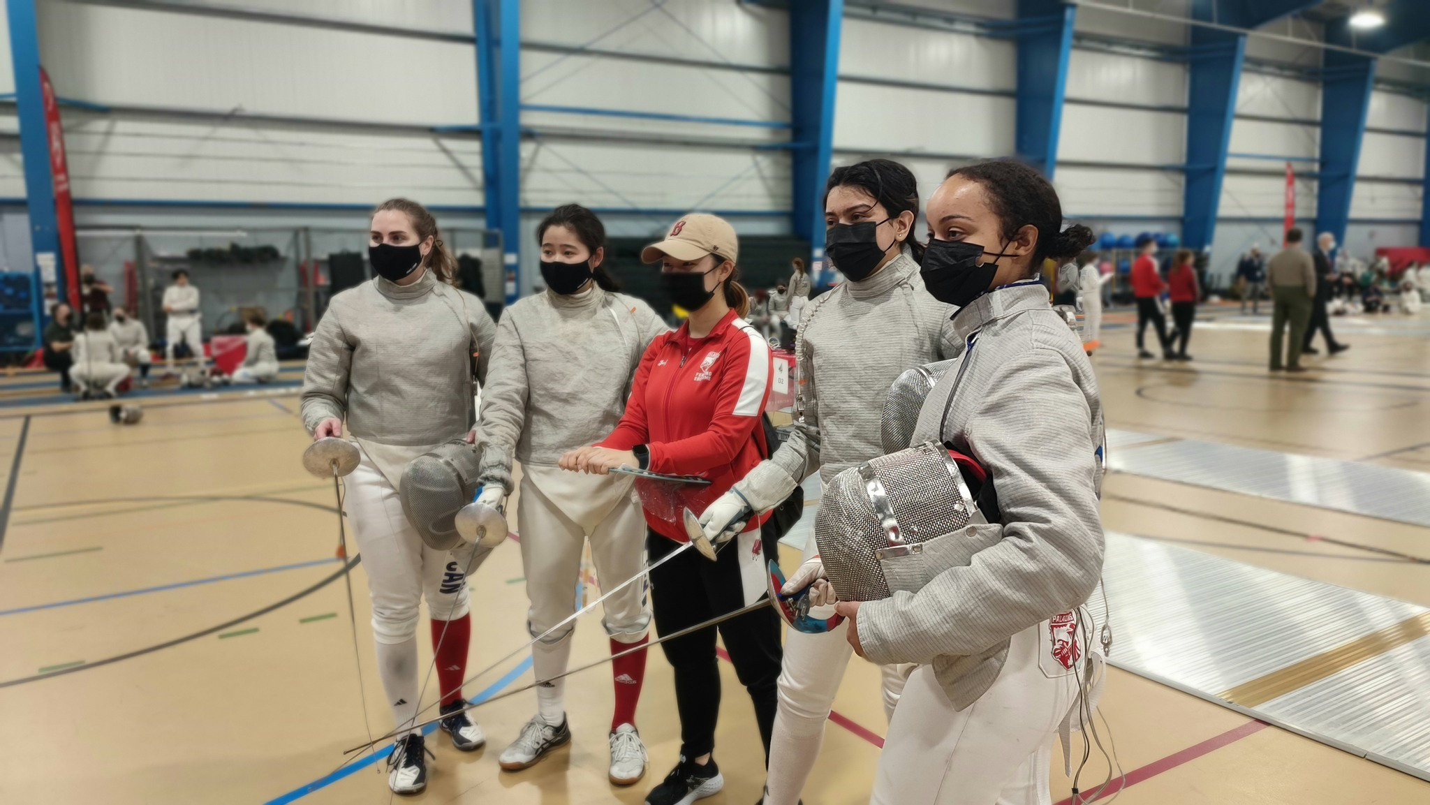 Bronze medals for RMC fencing team