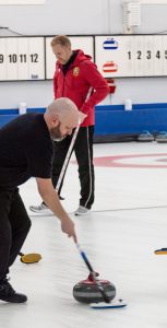 Three teams played a round-robin format over four days of curling at the CFB Halifax Curling Club.

Trois équipes ont pris part à un tournoi à la ronde pendant quatre jours à Halifax.
CPL CHERYL CLARK