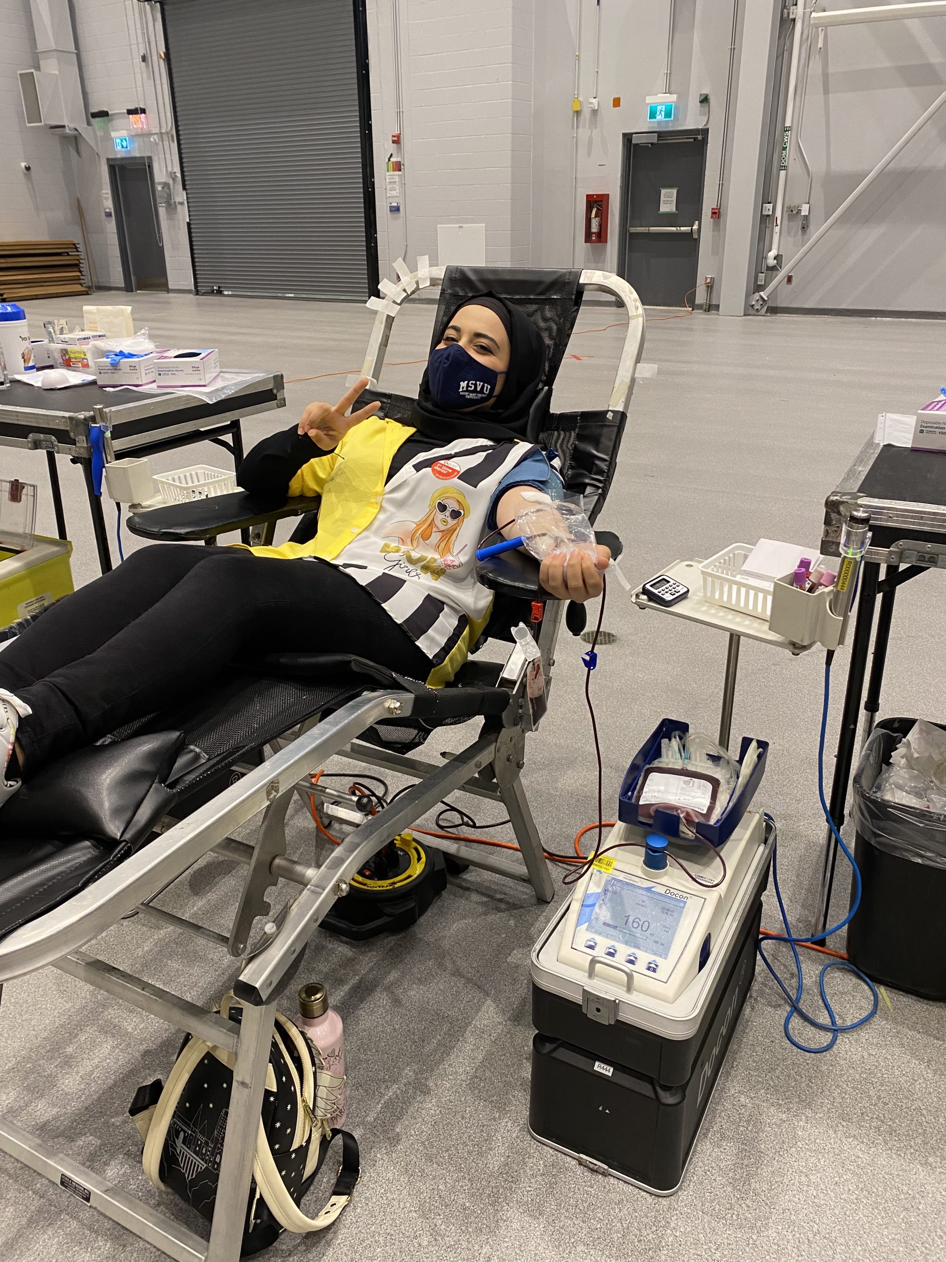 Canadian Blood Services at CFB Halifax / La Société canadienne du sang